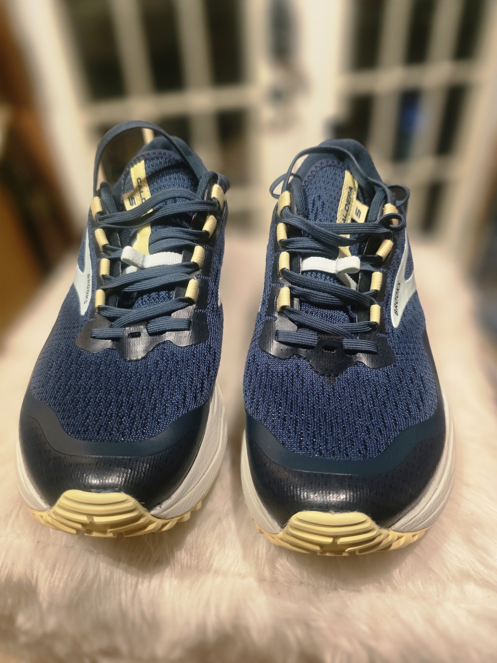 Brooks Calbera 5 Navy and Pale Yellow Women's Running Shoes